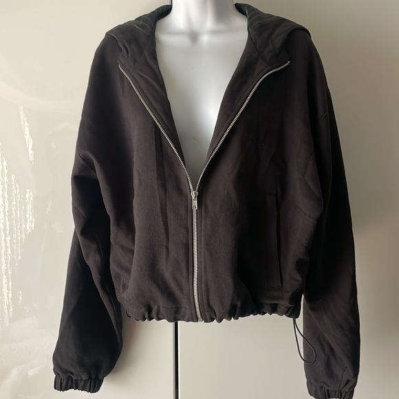NWT Monrow black soft twill hooded bomber jacket Small - Picture 2 of 10